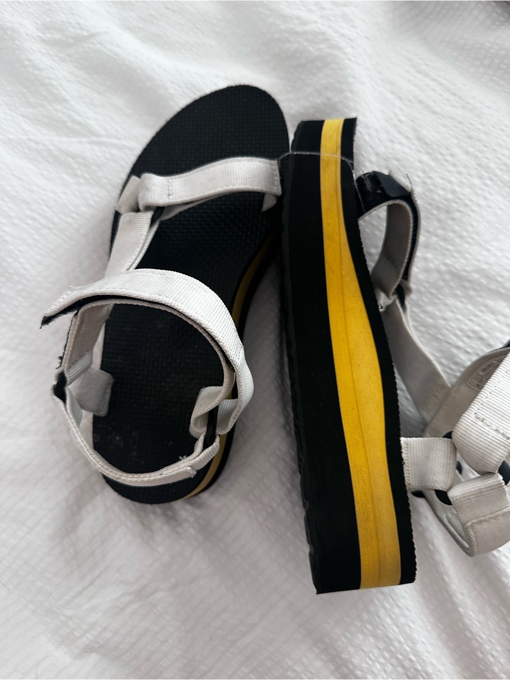 Teva Flatform universal White